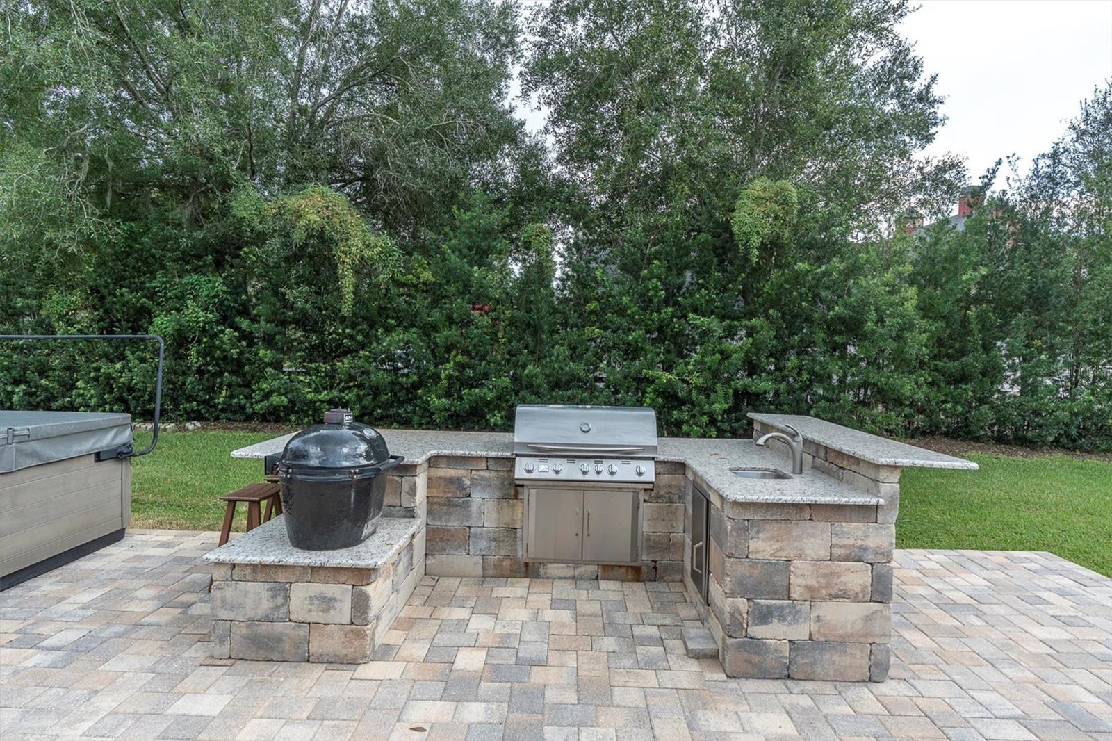 Outdoor kitchen