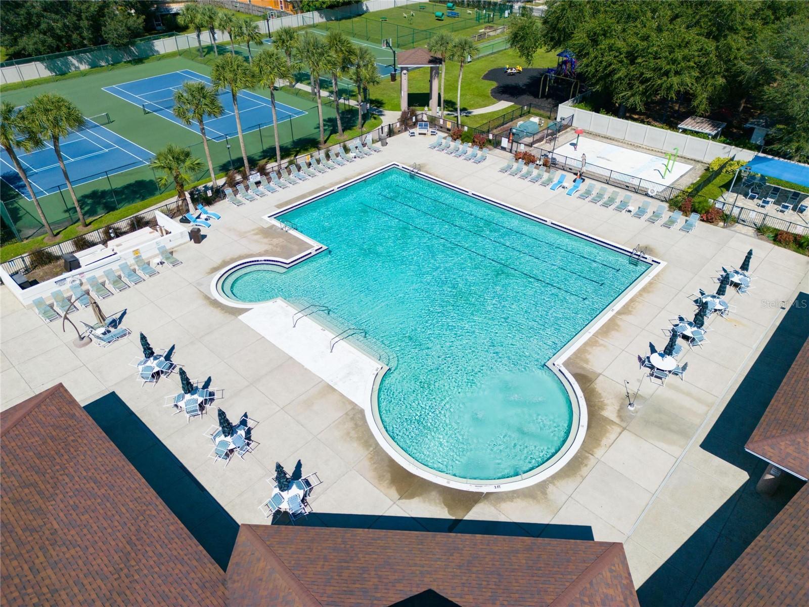 Swimming pool with lap lanes