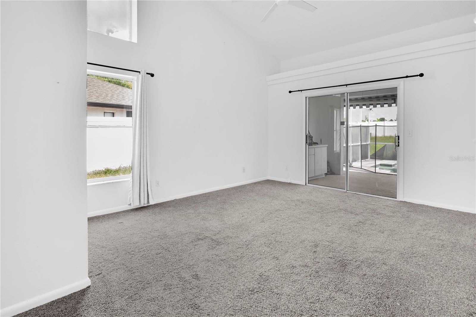 Primary w/Lanai Access
