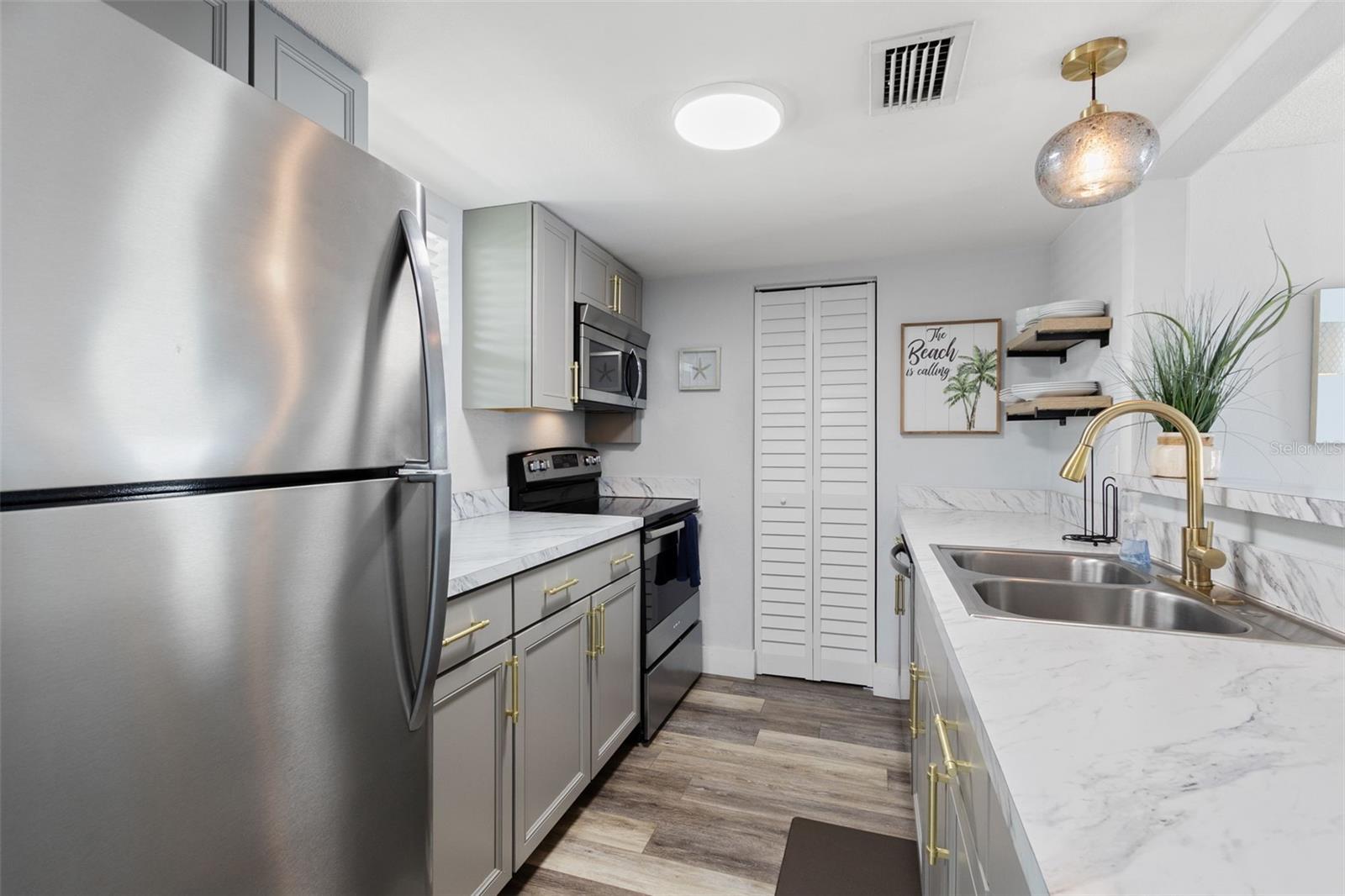 Modern Kitchen