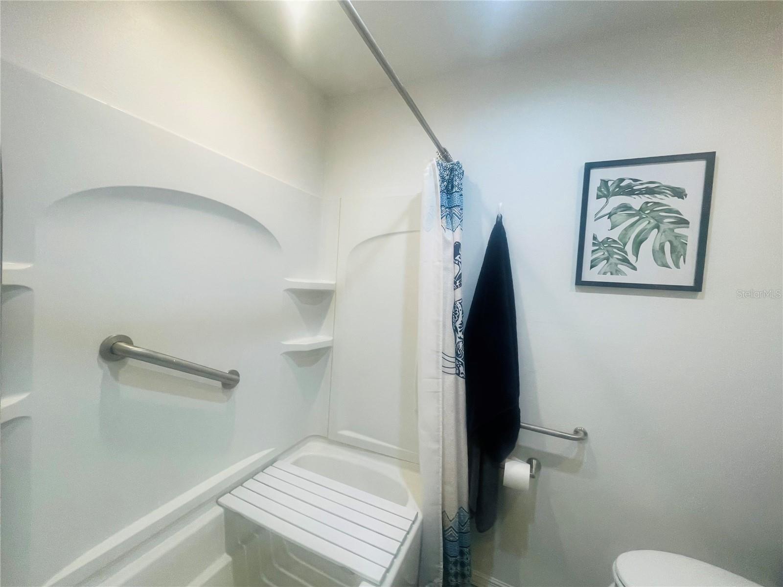 Shower/tub combo