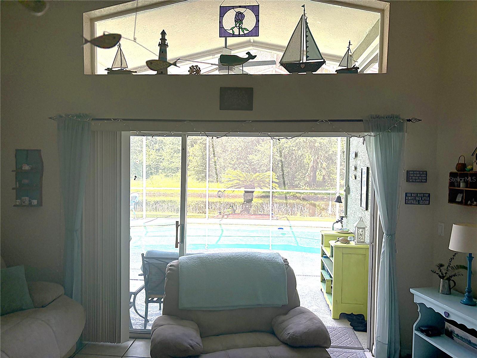 Living rm