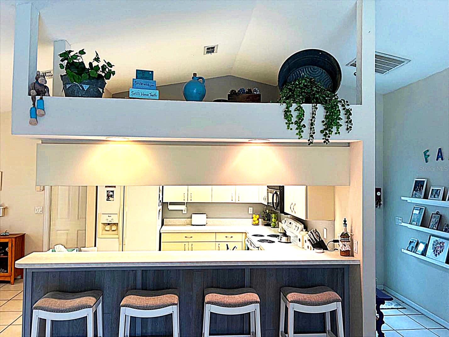 eat in kitchen