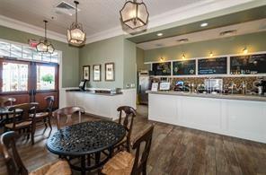 Clubhouse with Snackbar