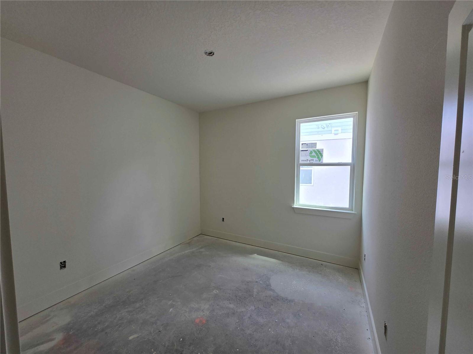 Guest bedroom 1