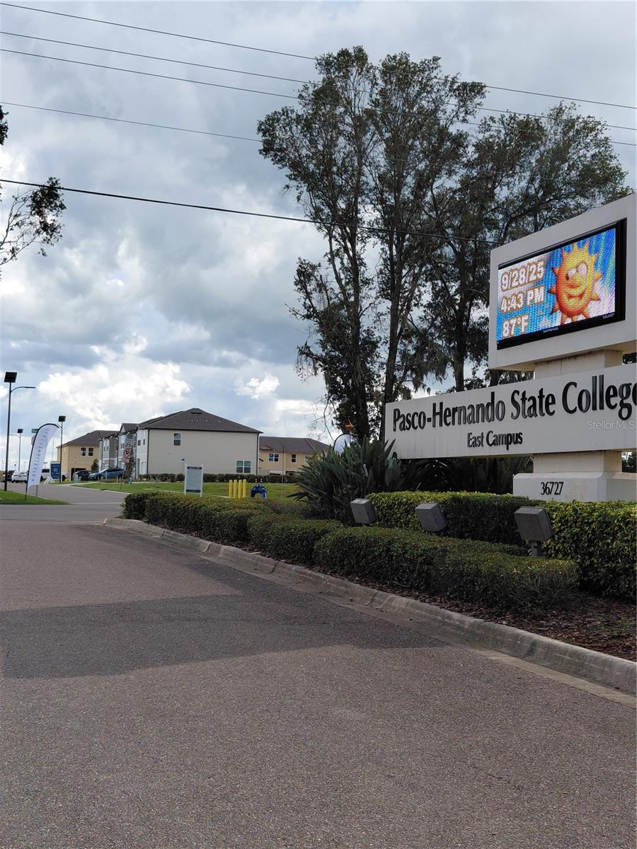 Townhouse entrance is across the street from Pasco-Hernando State College East campus