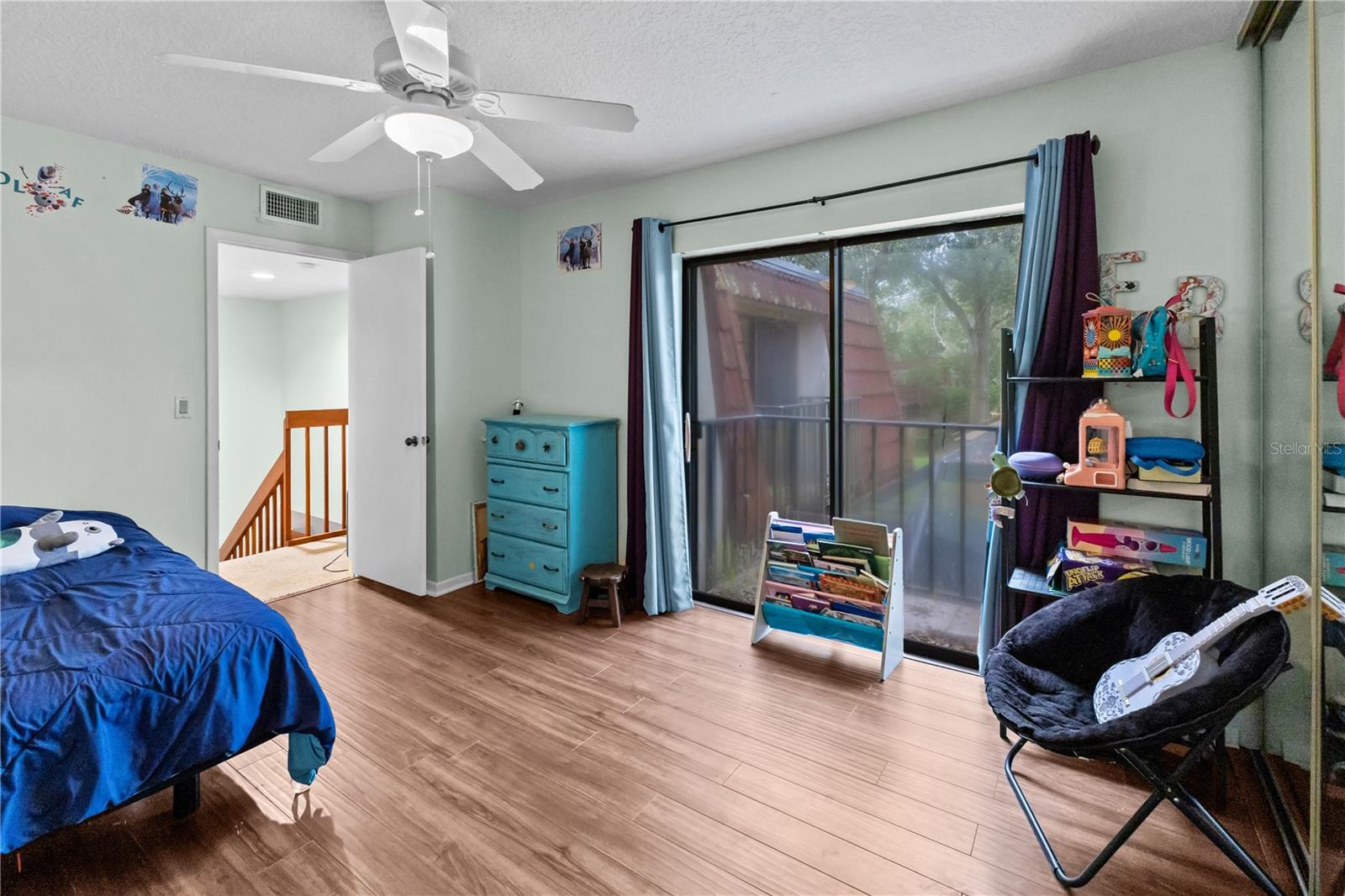 1st Bedroom 2