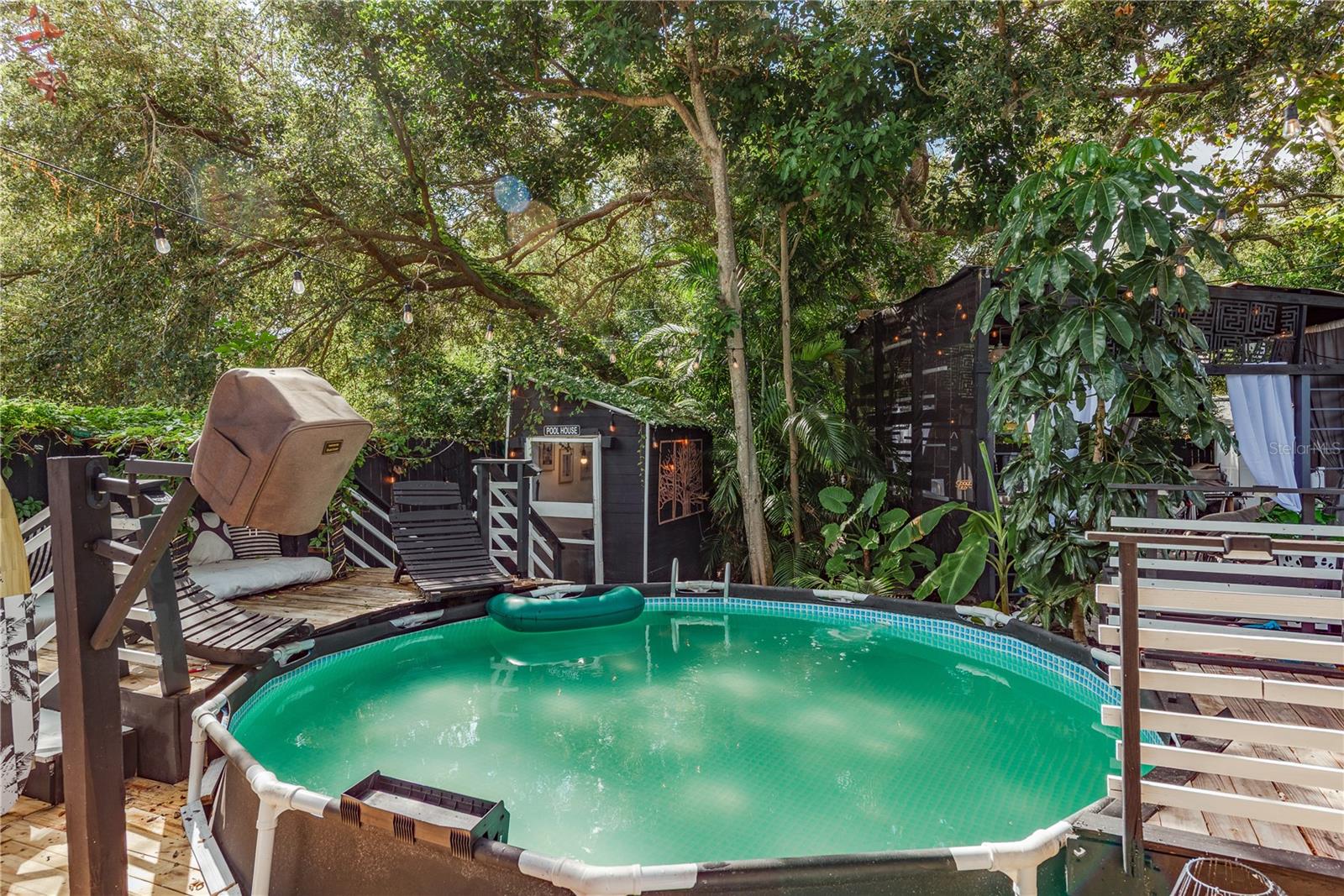 pool