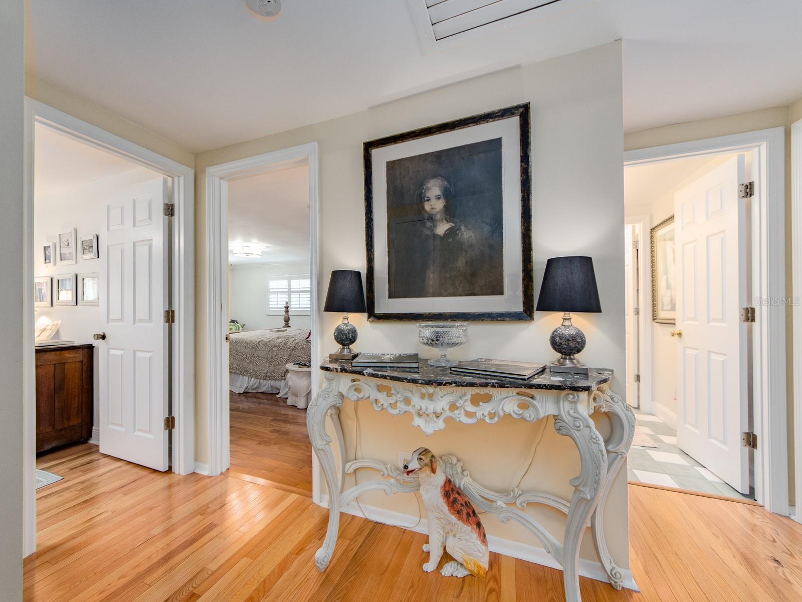 Upper floor landing