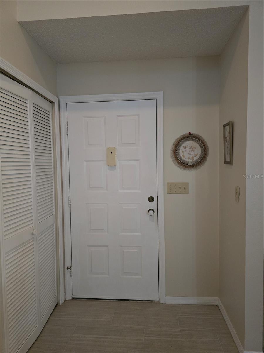 FOYER