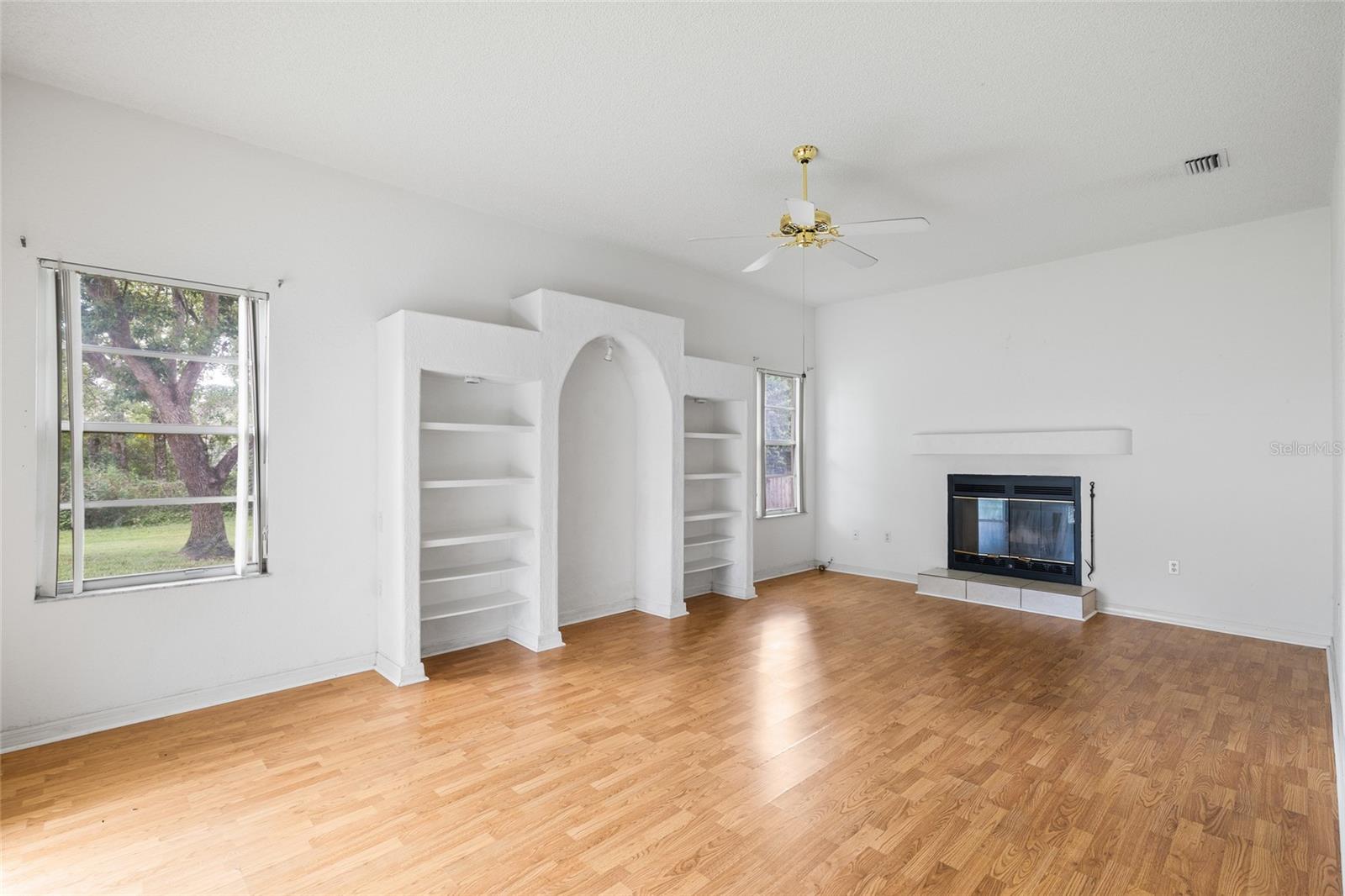 Second living area