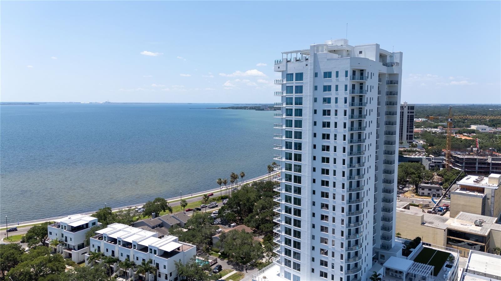 Gorgeous Bay views in a great South Tampa location