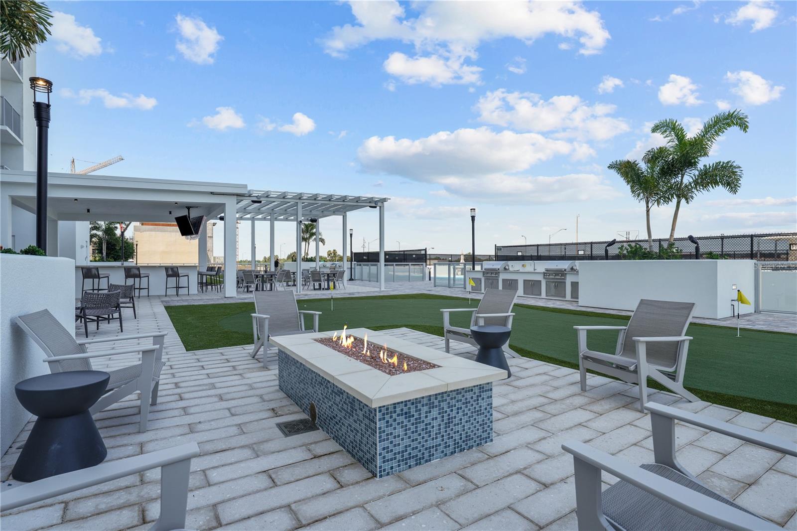 4th floor amenity deck - fire pit