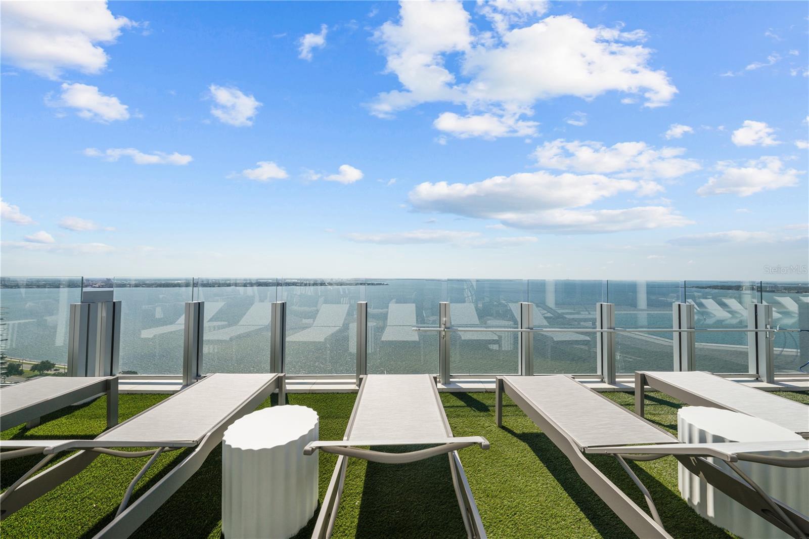 Rooftop Amenities