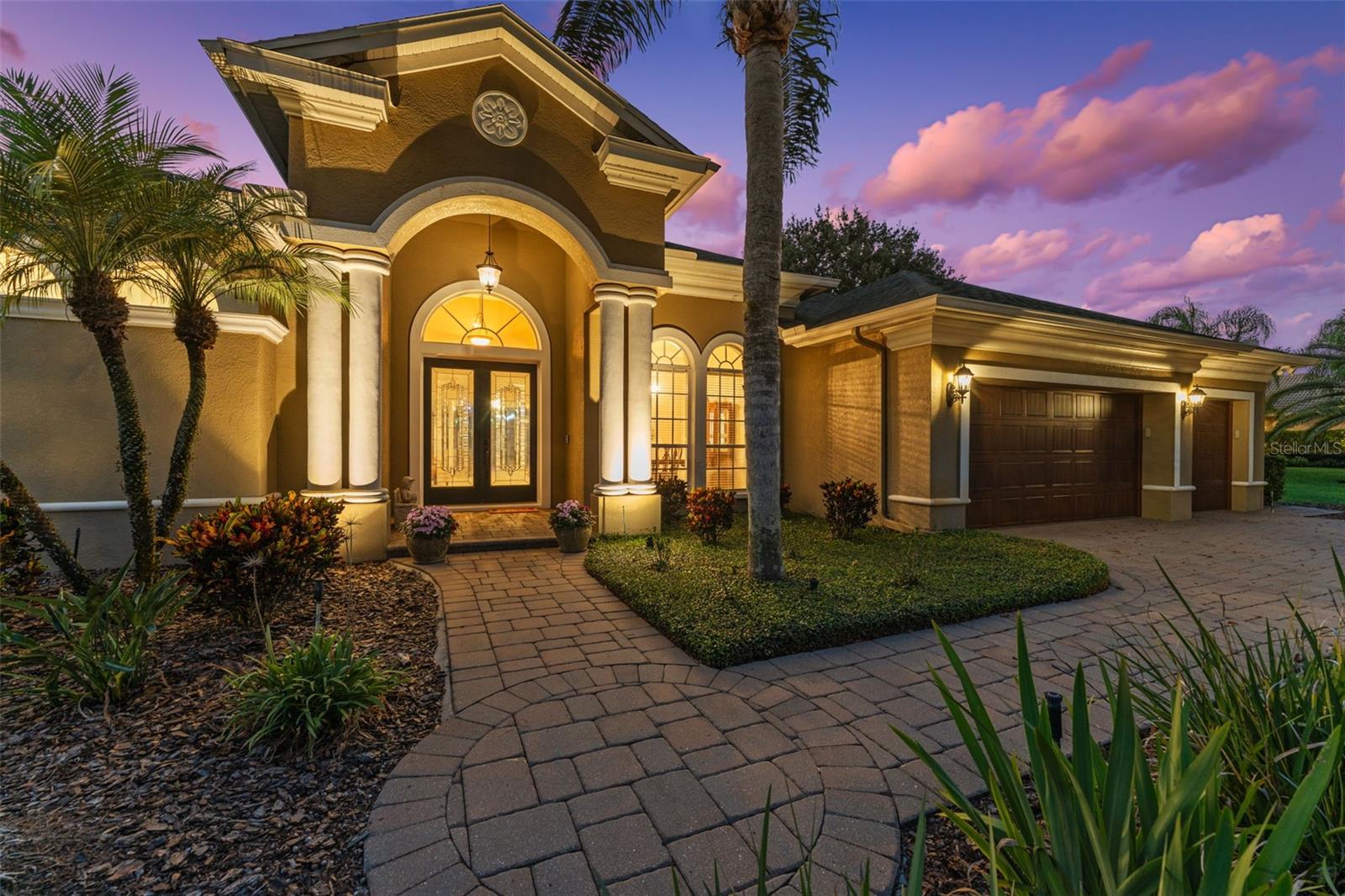 Beautiful Executive Home-Gated Neighborhood
