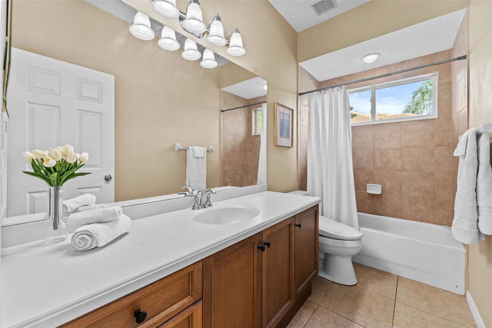 Full Bathroom Number 2