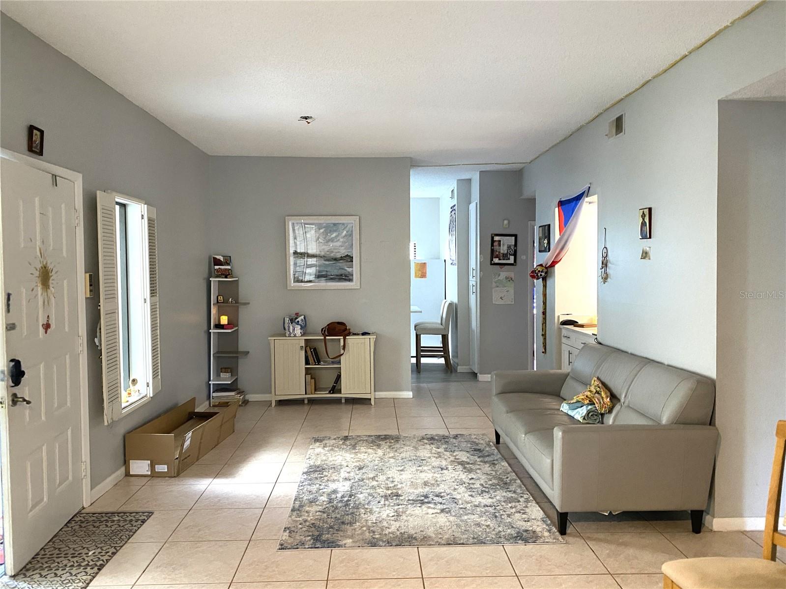 Dining room or flex space