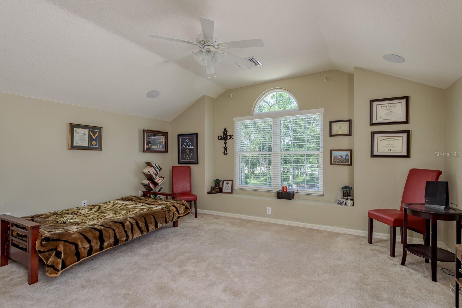 Second floor Bonus room