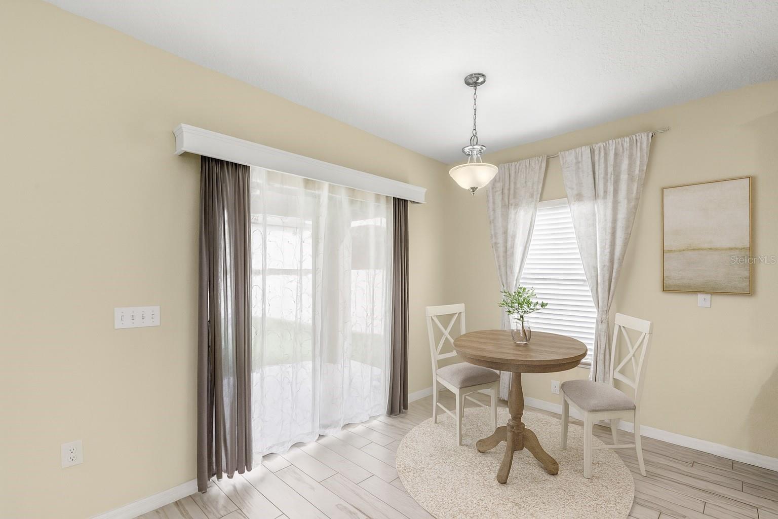 Virtual Staging. Breakfast nook off kitchen.