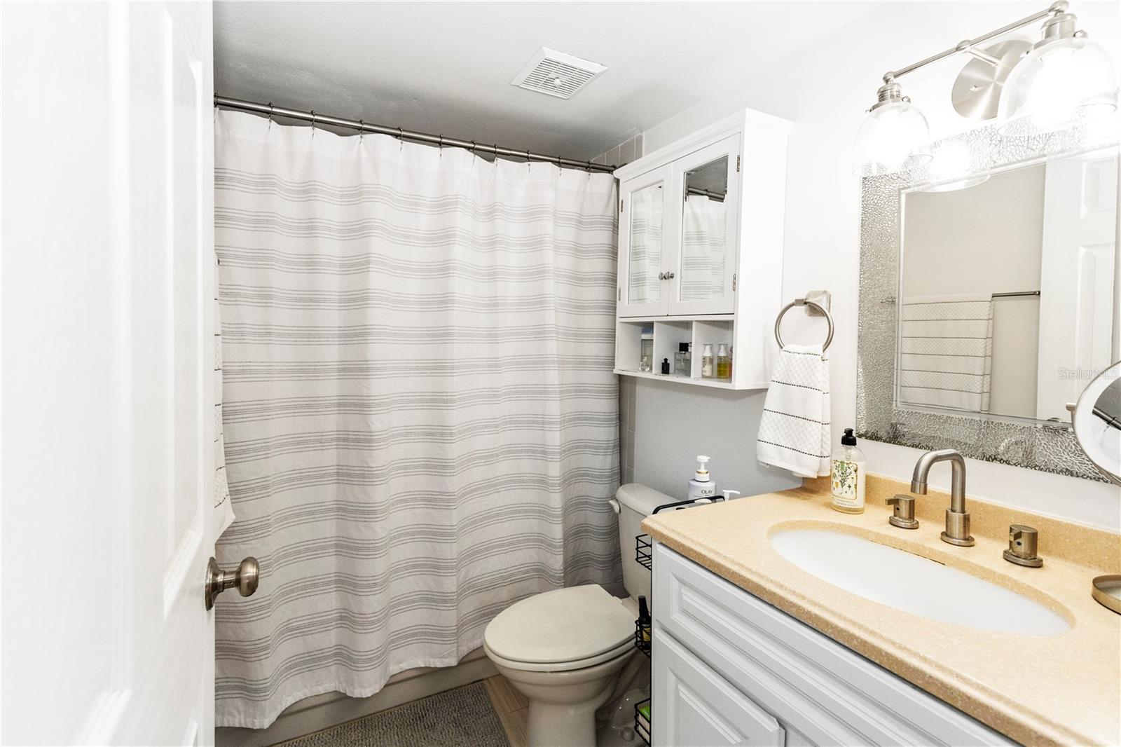 En Suite Bath