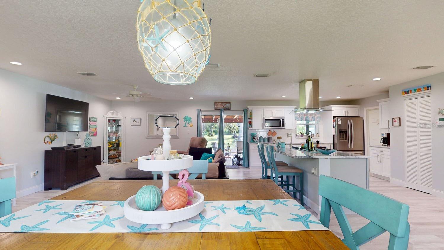 Kitchen/Dining Area