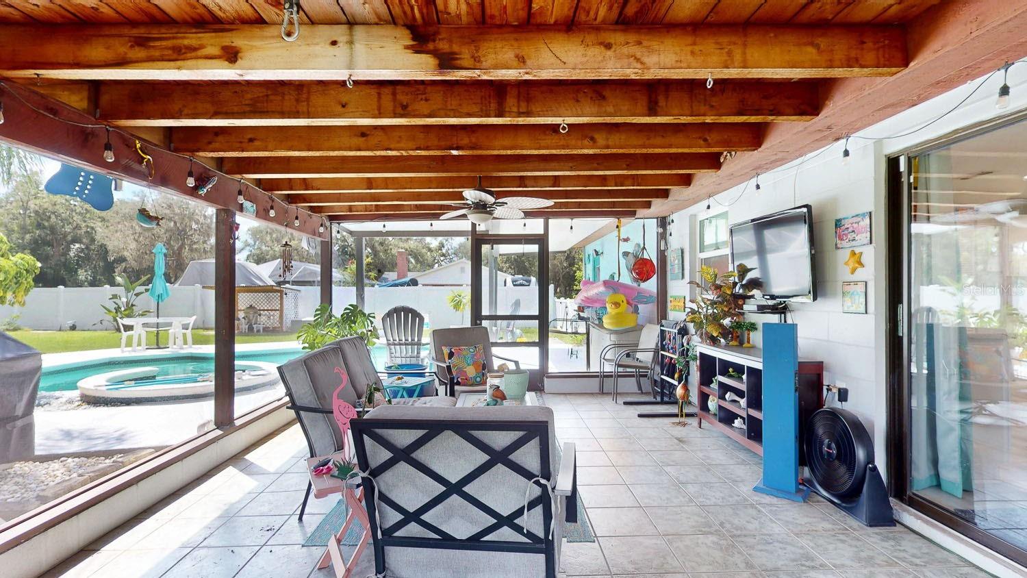 Rear lanai