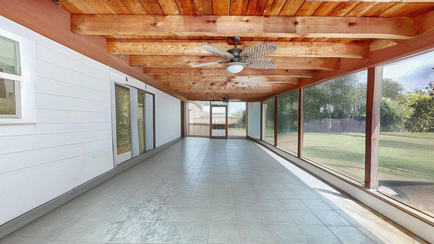 Rear lanai