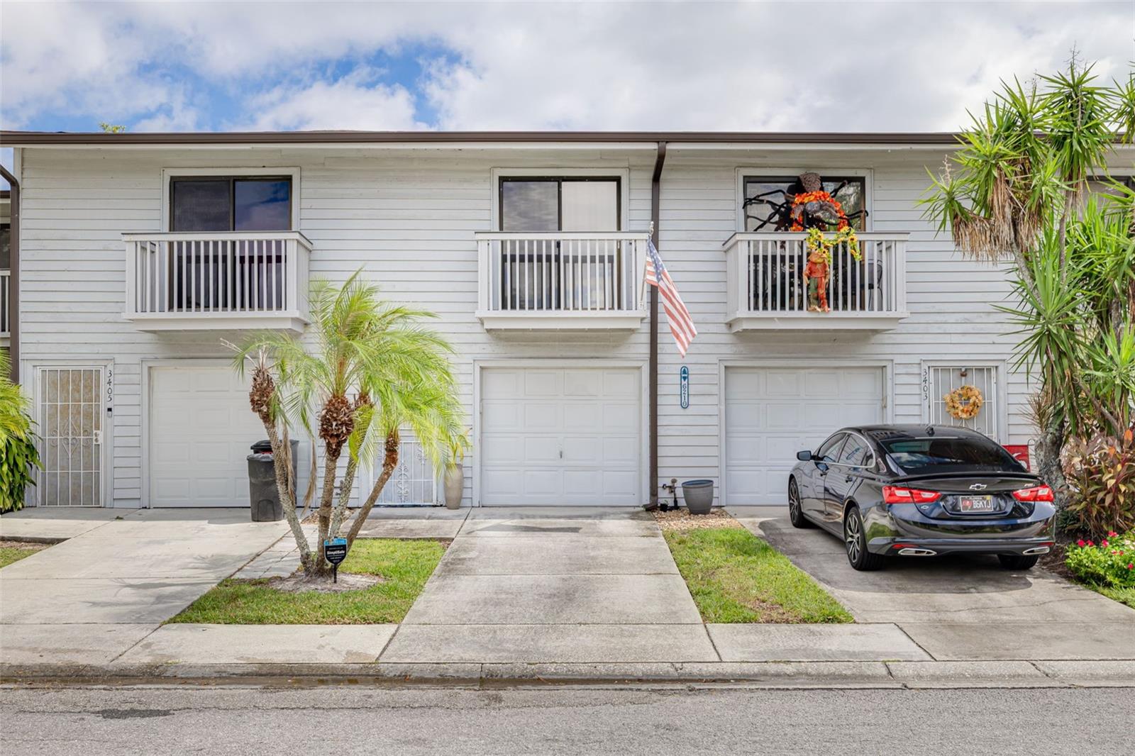 Front View of Building 6210 - Center unit is 3404