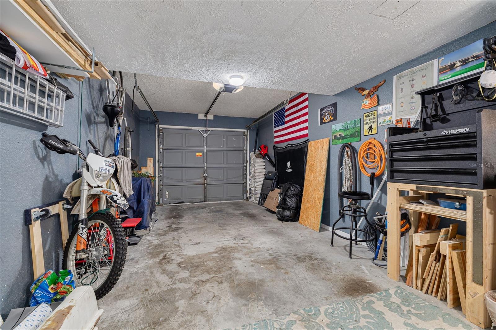 Deep, single car garage with New Garage Door Opener