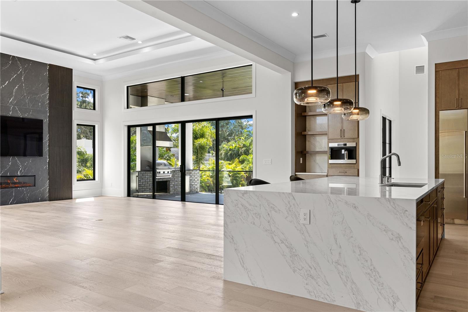 Kitchen with Oversized Island