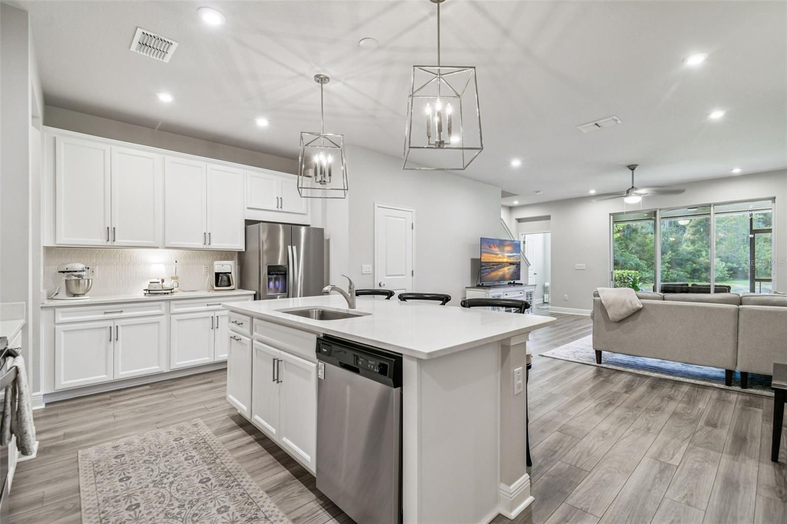 STUNNING open floor plan