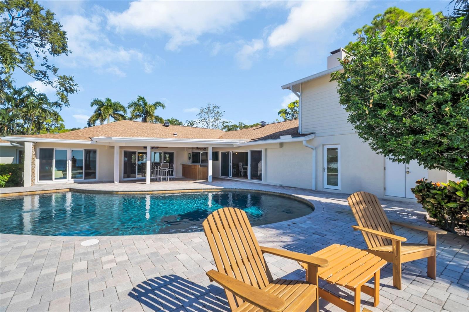 Expansive Paver Deck