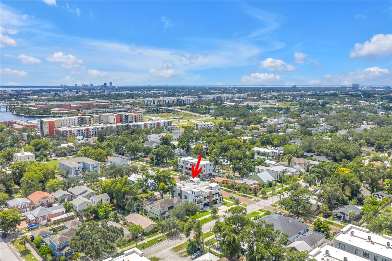 Facing Southwest with the towers of Bayshore Blvd in the distance.