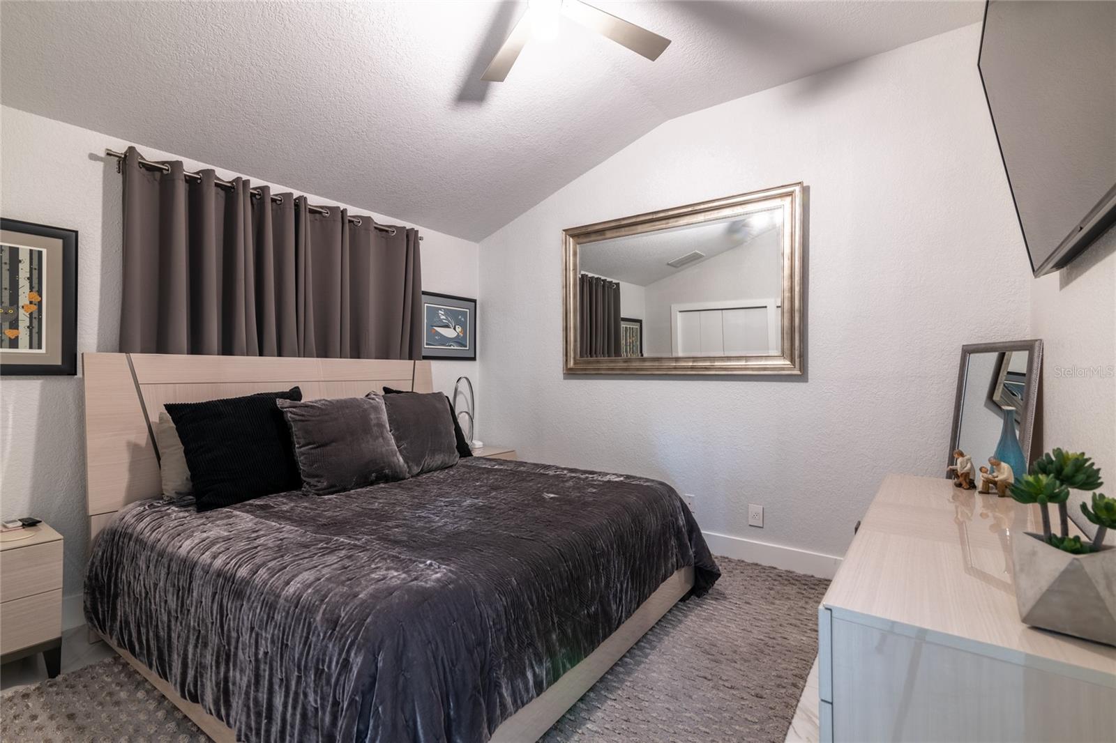 BEDROOM - GUEST   VIEW