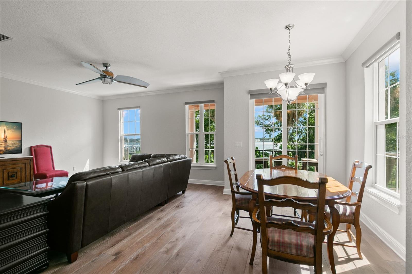 Dining Area - From Main Entrance