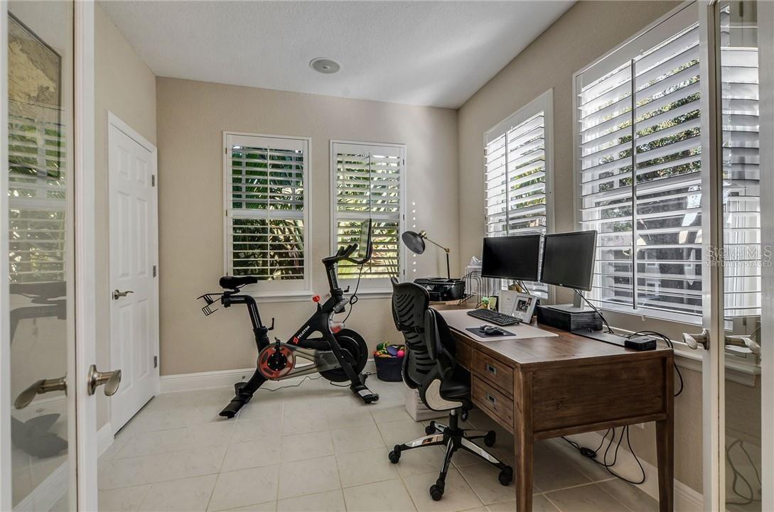 Virtually Staged 2nd floor Bedroom/Office