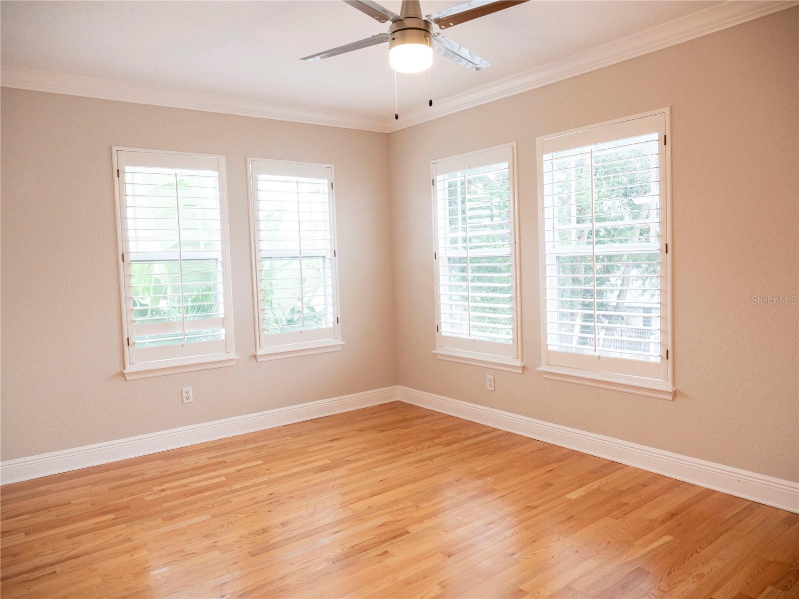 3rd large bedroom