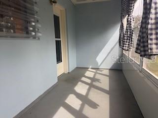 TB8432828