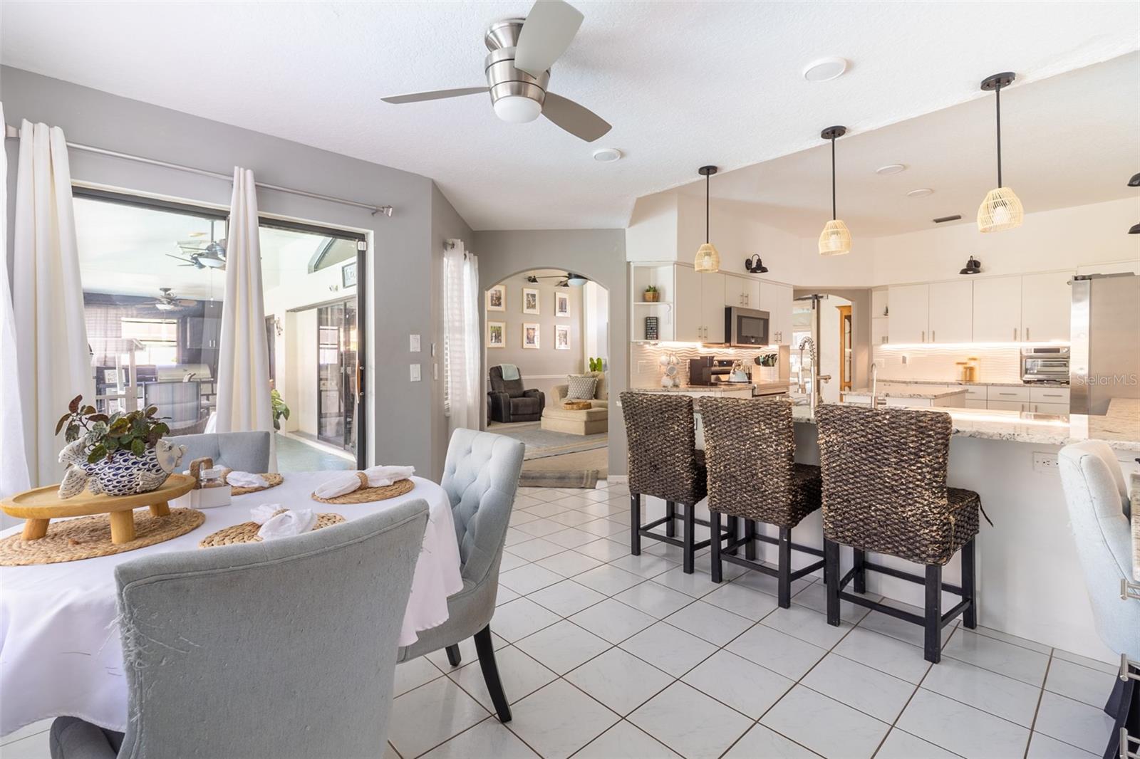 Breakfast Nook towards Kitchen