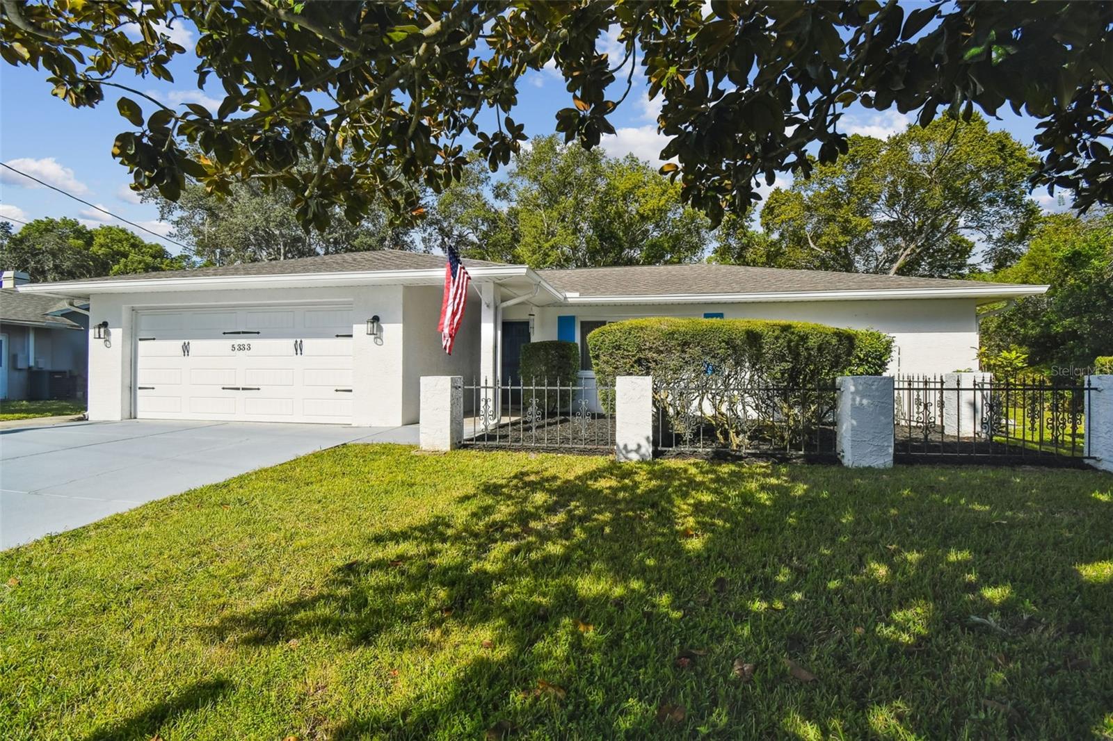TB8432868