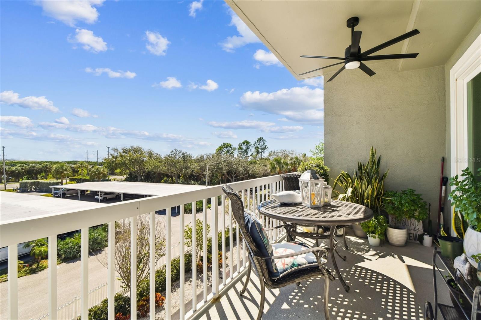 Private covered balcony