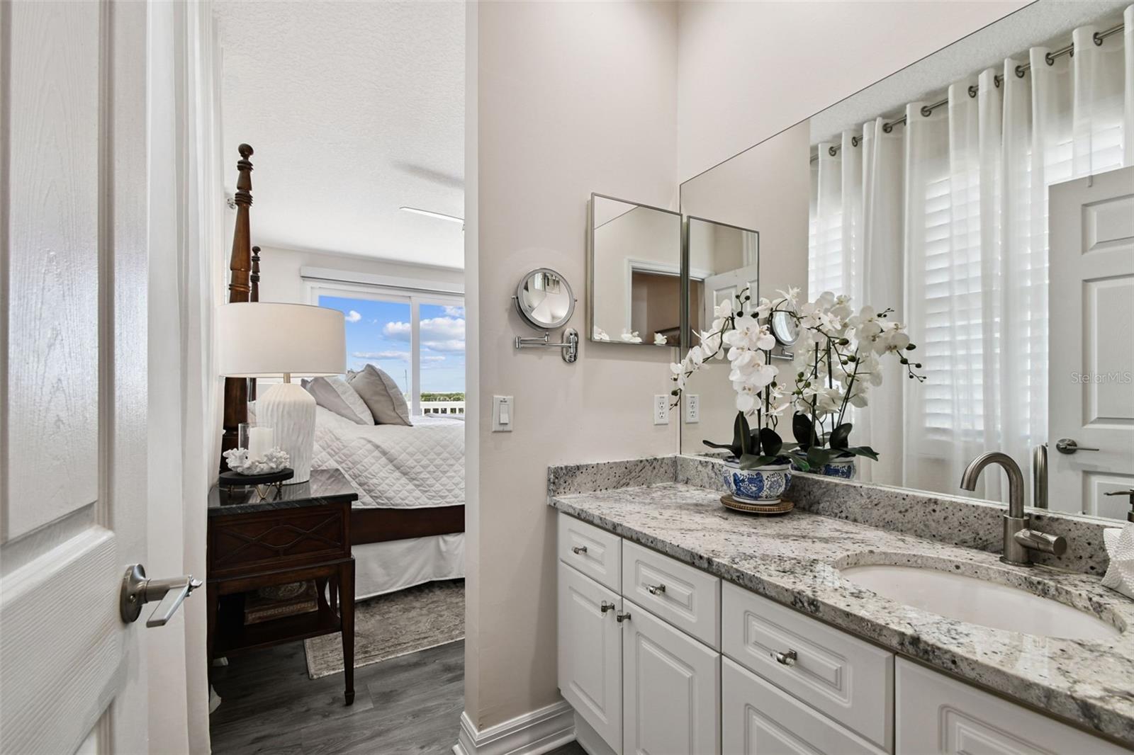 Updated Primary ensuite vanity and fixture