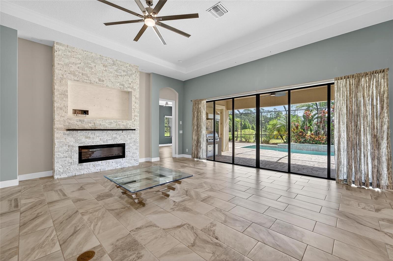 Spacious Open Family