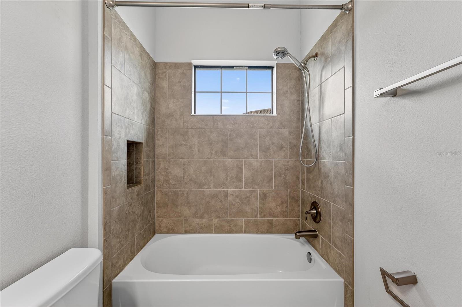 Hallway Full Bath #2