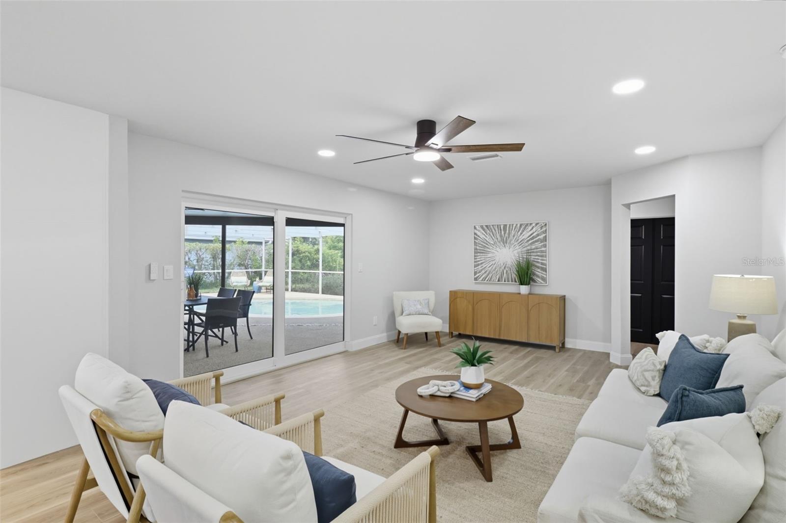 Living Room Pool View