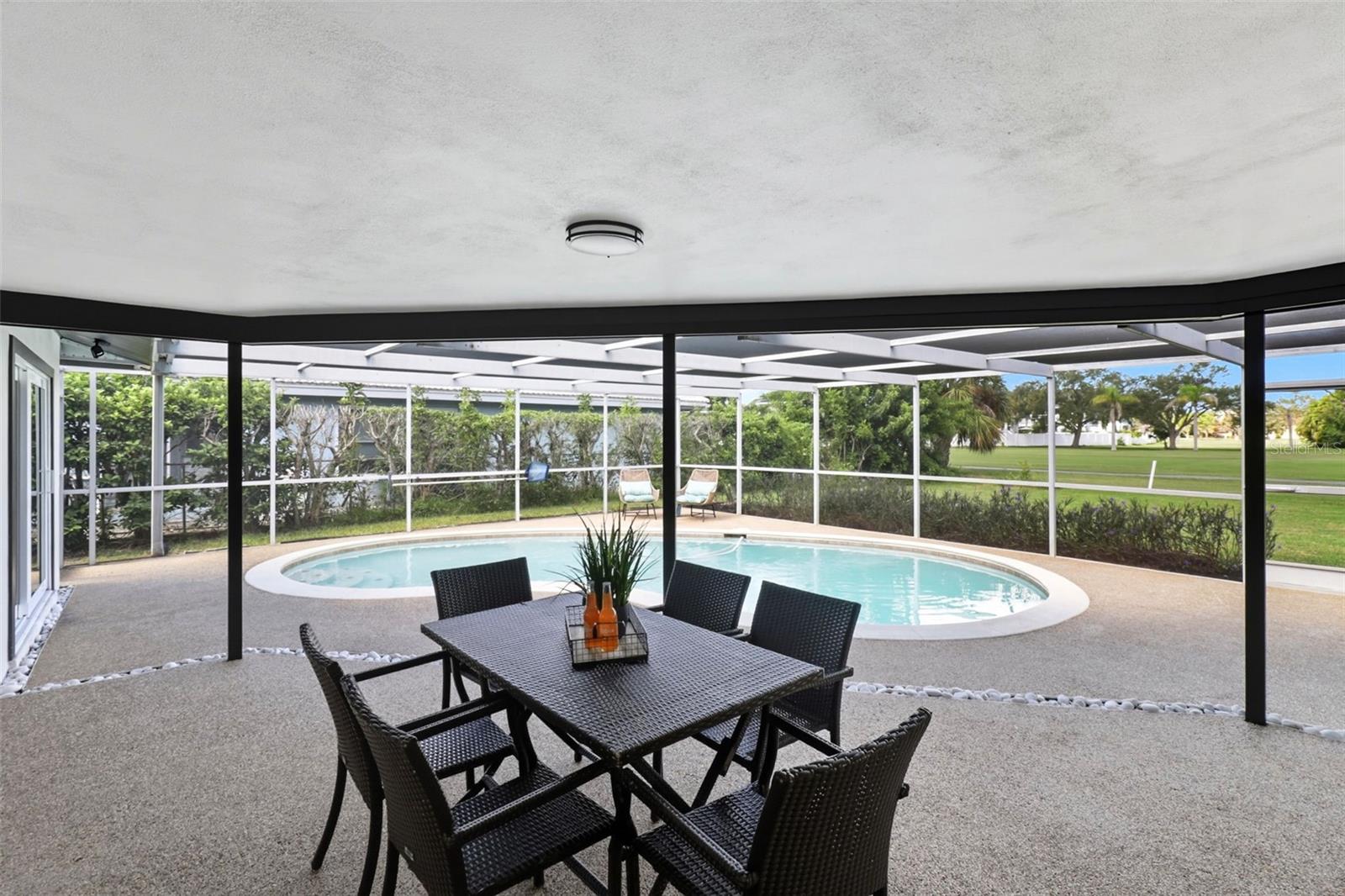 All Season Outdoor Living Space