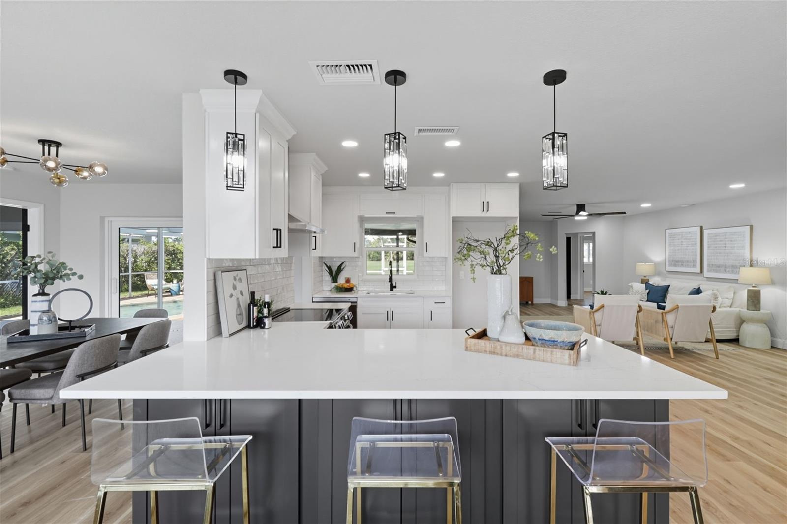 Breakfast Bar
