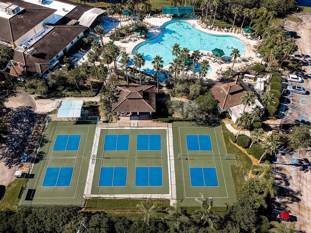South Clubhouse Pickleball Courts & Pool