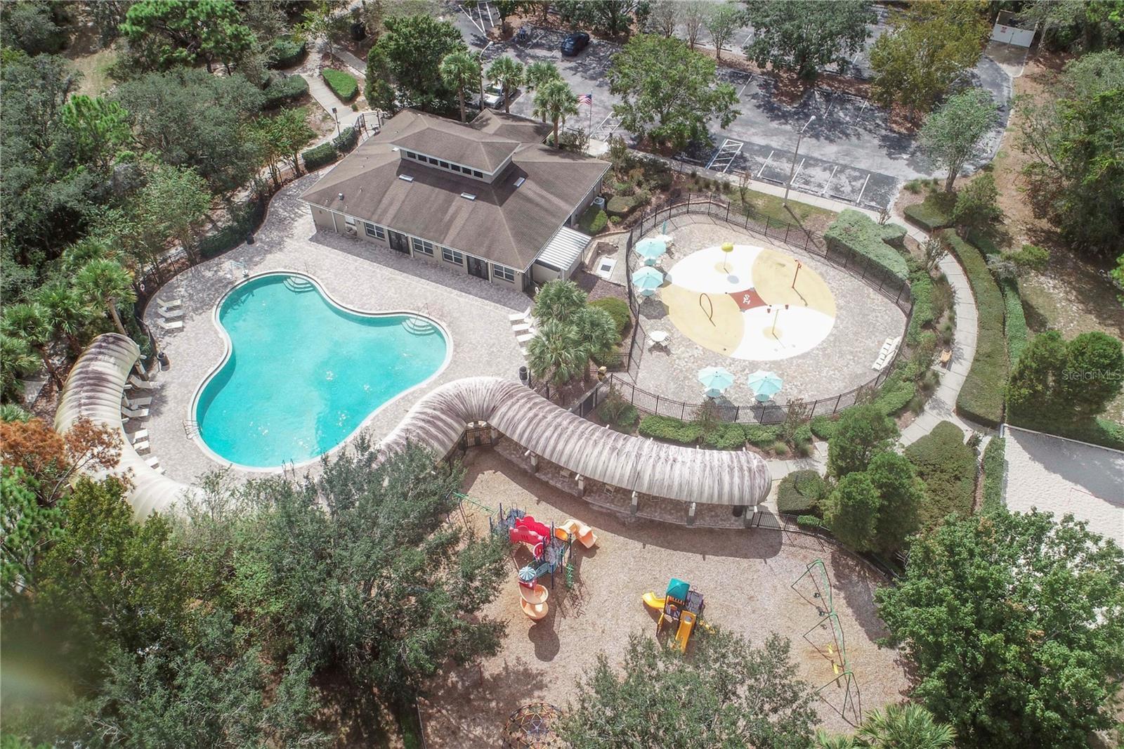 Pool, Splash Pad , Workout Center, Party Room, Picnic area