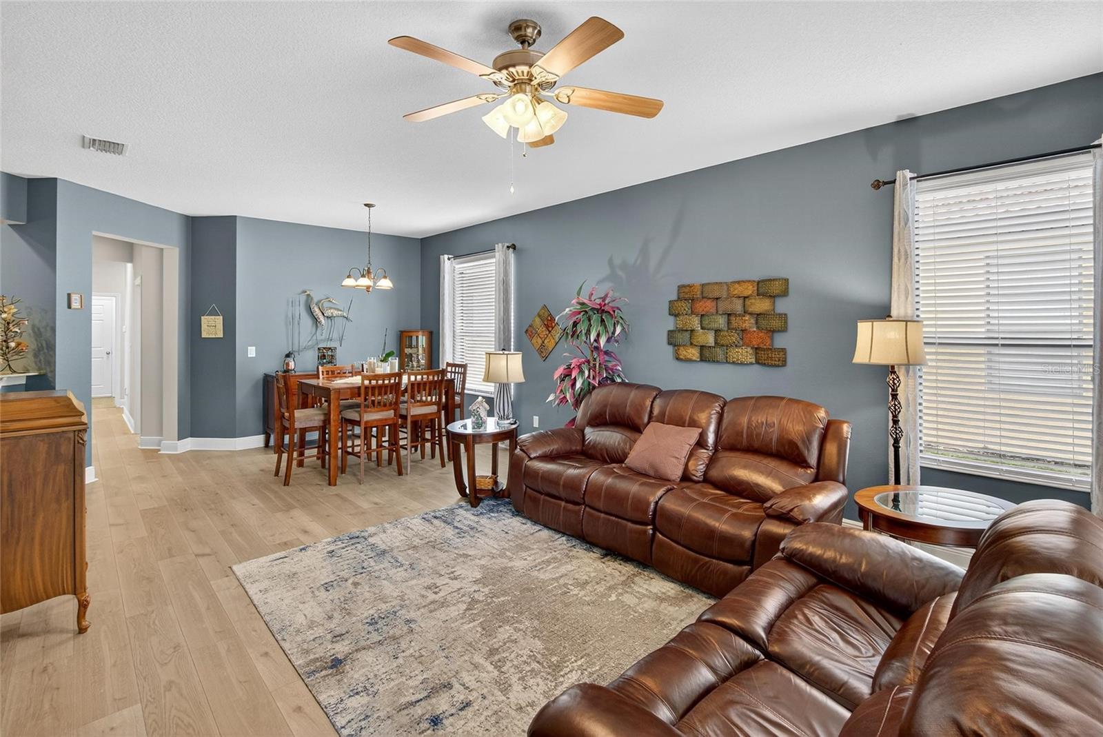 Living Room/Dining Room Cobination
